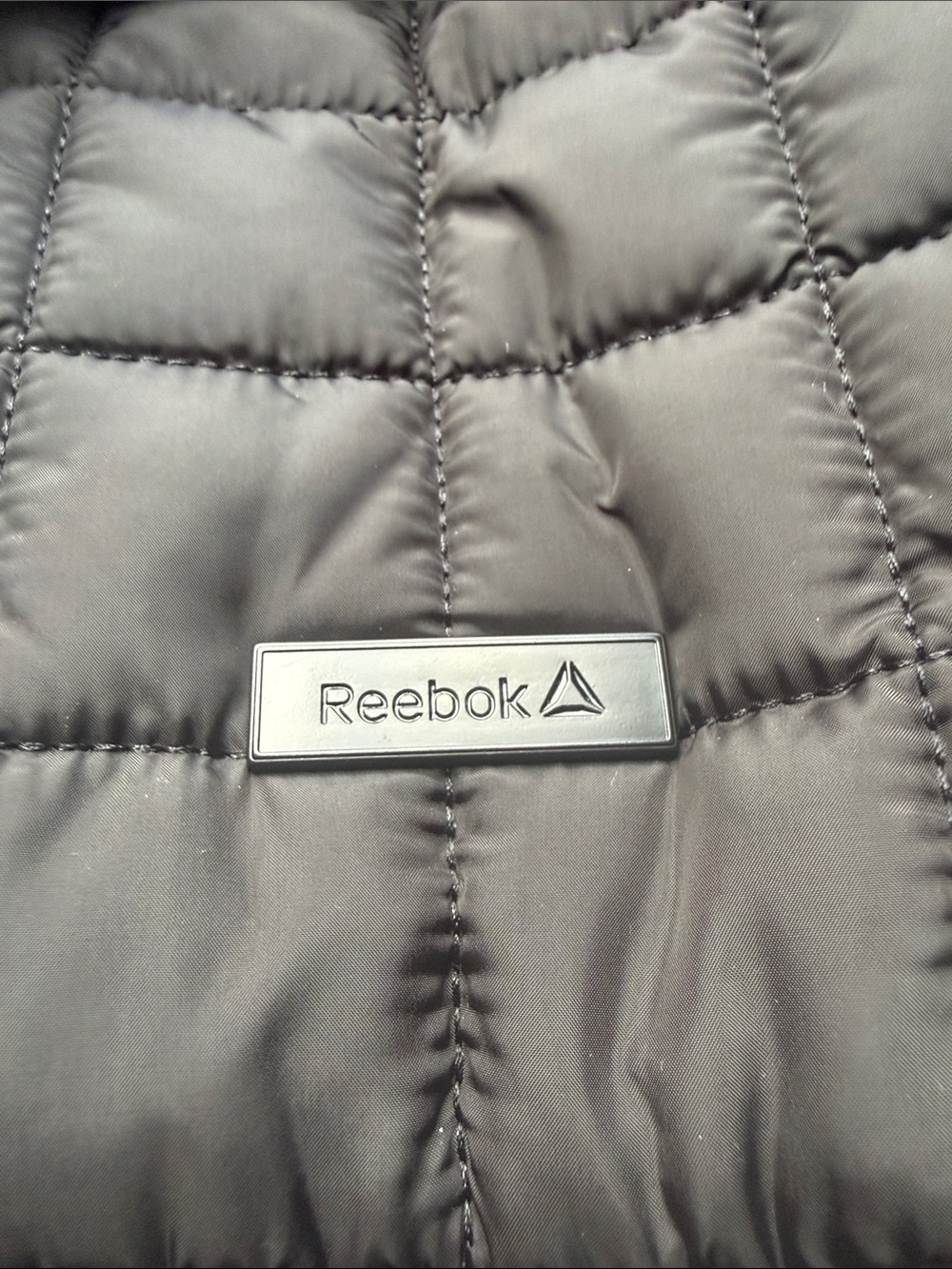 Reebok Quilted Shoulder Bag in Black - Picture 3 of 8